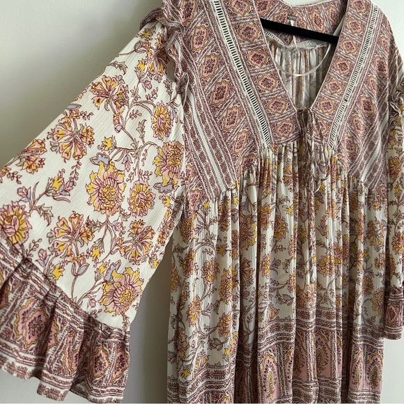 Free People Bohemian Floral Print Women's Oversized Tunic Top with Pockets - Picture 4 of 12